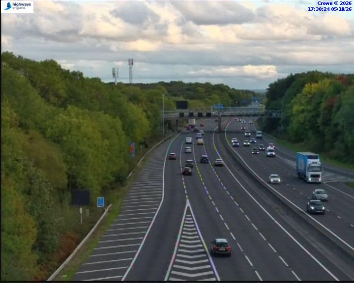 Click for full screen live camera. M1 24683 J36 – J35A