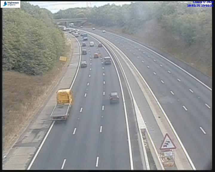 Click for full screen live camera. M1 25175 J47 – J48