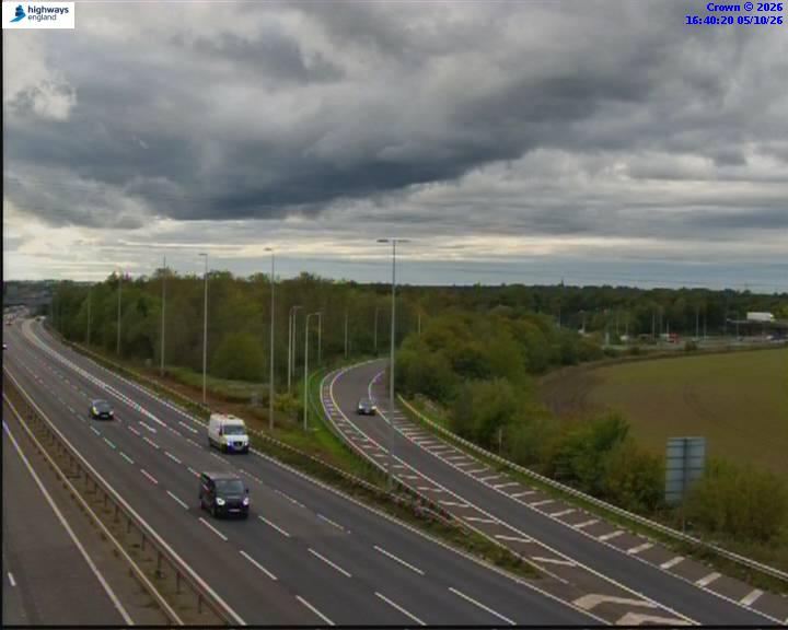 Click for full screen live camera. M62 1298 J10