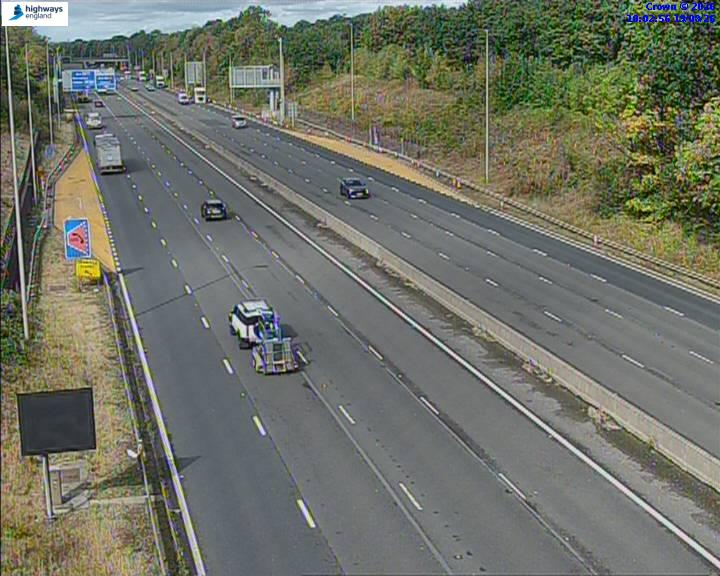 Click for full screen live camera. M62 31324 J11 – J10
