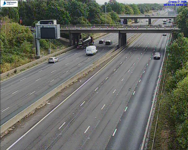 Click for full screen live camera. M62 31332 J11