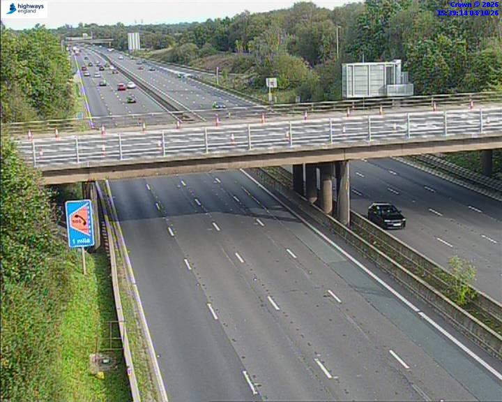 Click for full screen live camera. M62 31334 J11