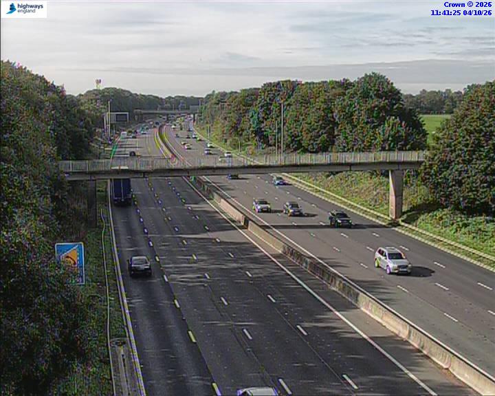 Click for full screen live camera. M62 31382 J12 – J11