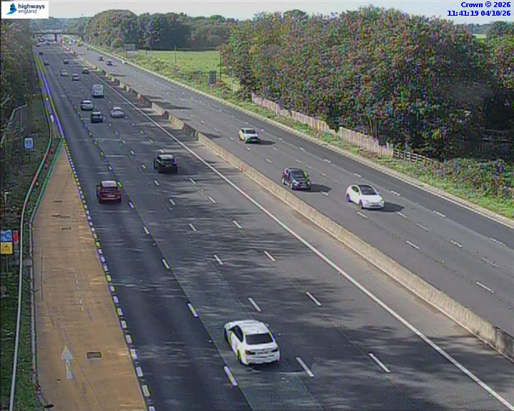 Click for full screen live camera. M62 31396 J12 – J11