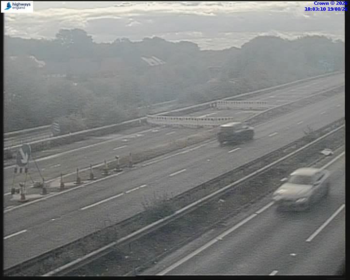 Click for full screen live camera. M57 32047 J1