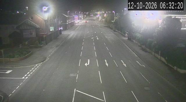Click for full screen live camera. Strand Road