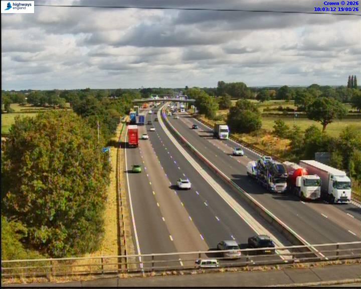 Click for full screen live camera. M6 36643 J16-J17