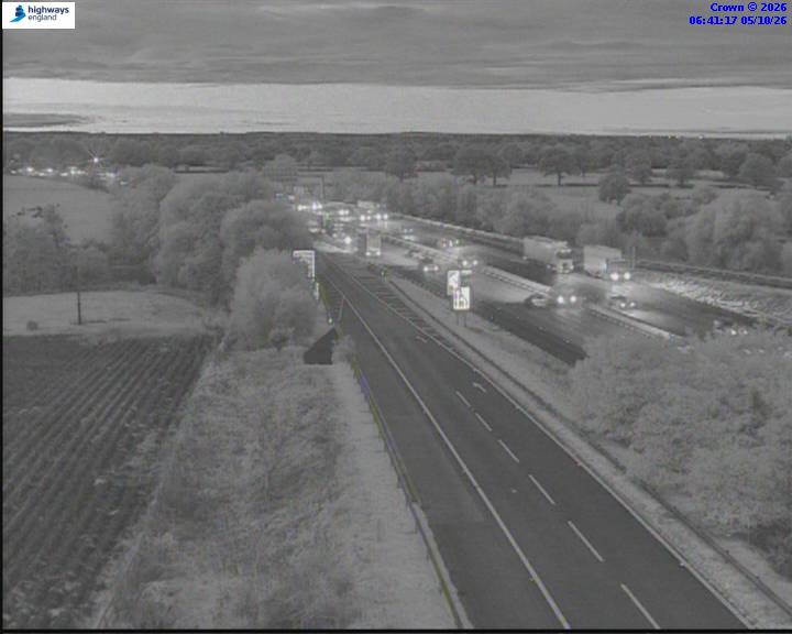 Click for full screen live camera. M6 36769 J18