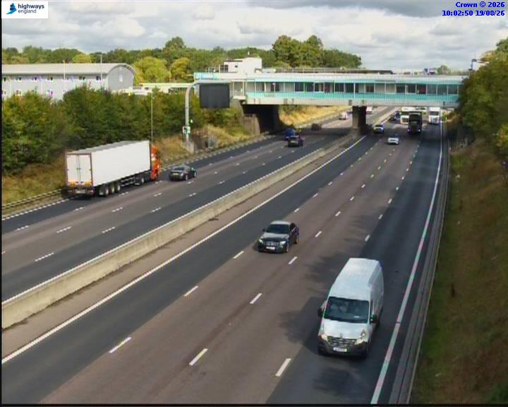 Click for full screen live camera. M6 36881 J19 – J18