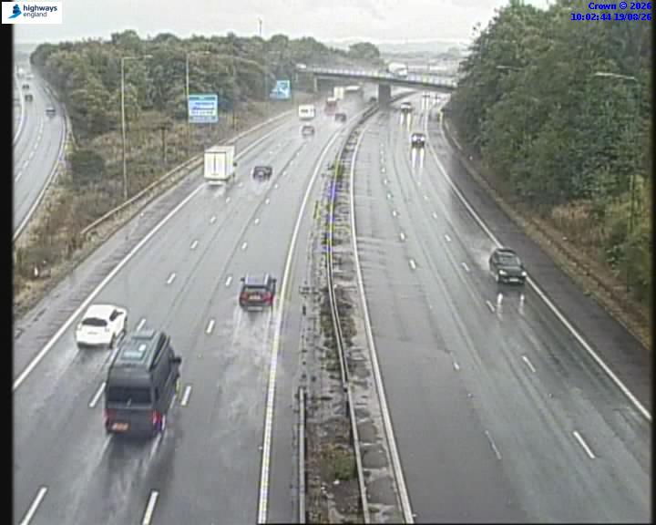 Click for full screen live camera. M6 37463 J30-J29