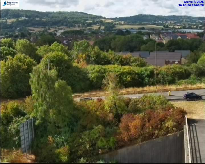 Click for full screen live camera. A417 40301 M5 J11A