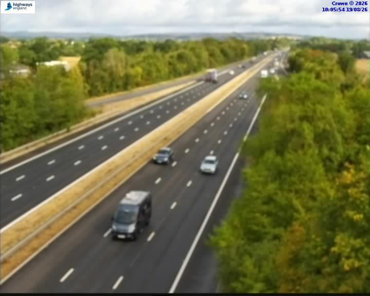 Click for full screen live camera. M5 49377 J28