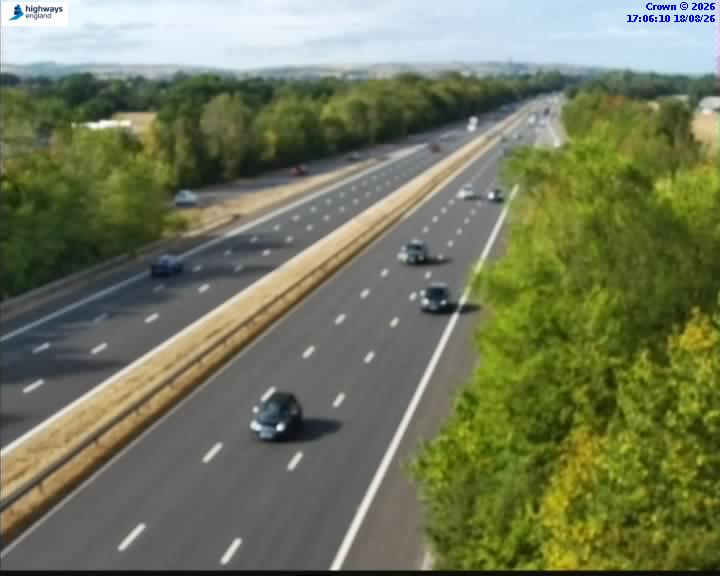 Click for full screen live camera. M5 49377 J28