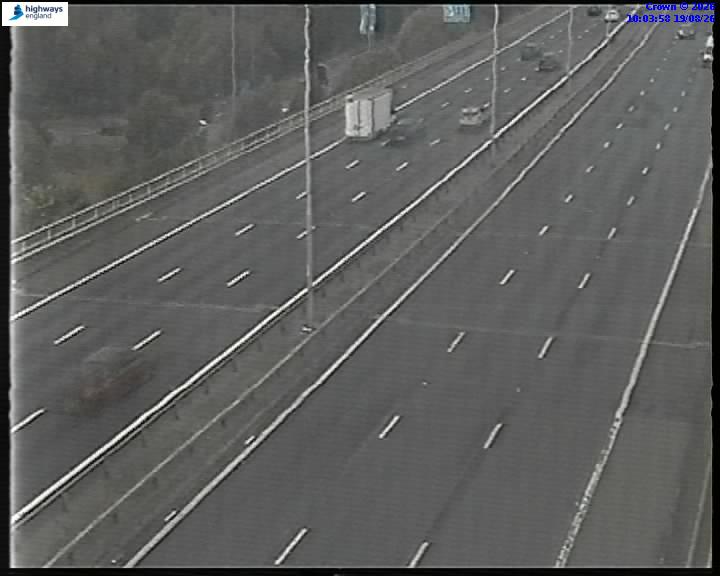 Click for full screen live camera. M4 52218 J3