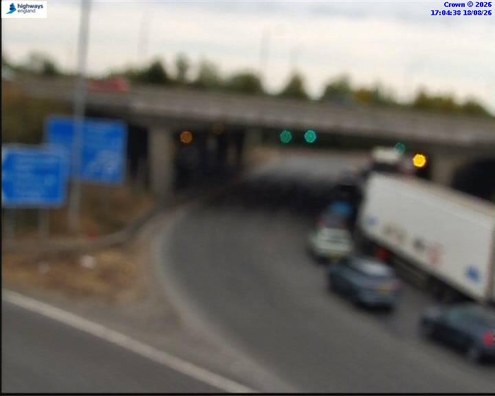 Click for full screen live camera. M4 52248 J4