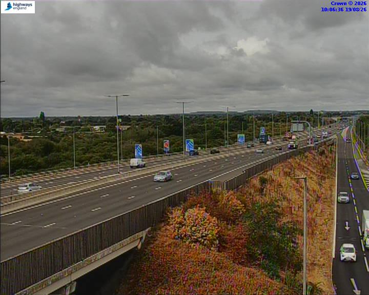 Click for full screen live camera. M4 52371 J6