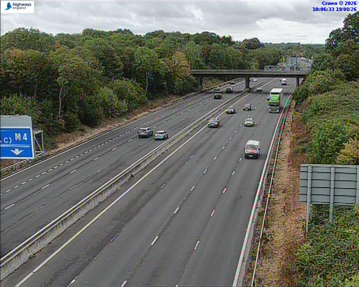 Click for full screen live camera. M4 52556 J10 – J8