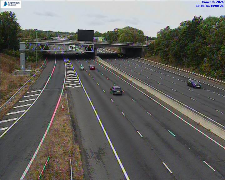 Click for full screen live camera. M4 52569 J10