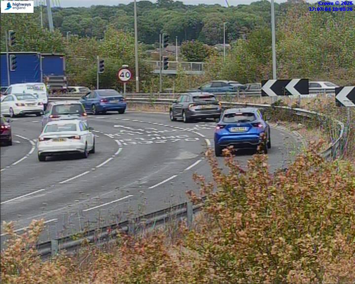 Click for full screen live camera. M4 52660 J11