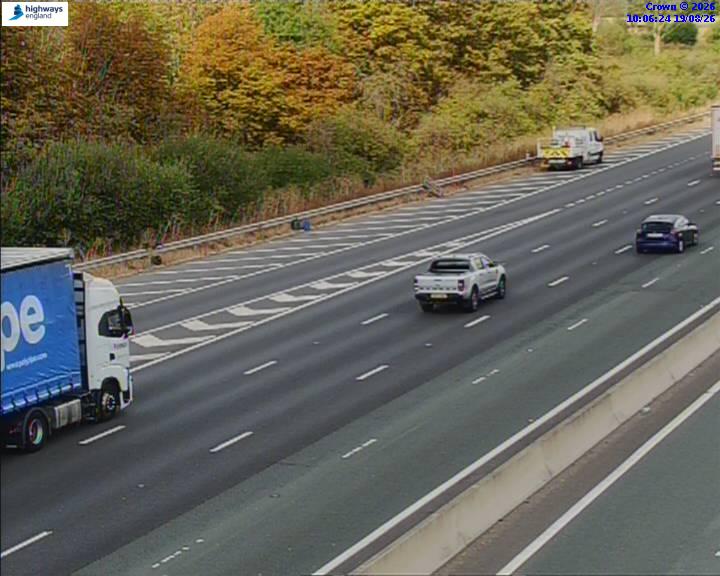 Click for full screen live camera. M1 52806 J14