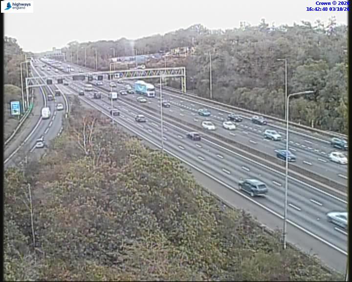 Click for full screen live camera. M25 55031 J16