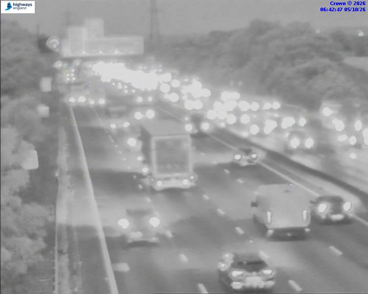 Click for full screen live camera. M25 55371 J24 – J23