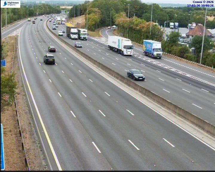 Click for full screen live camera. M25 55529 J26