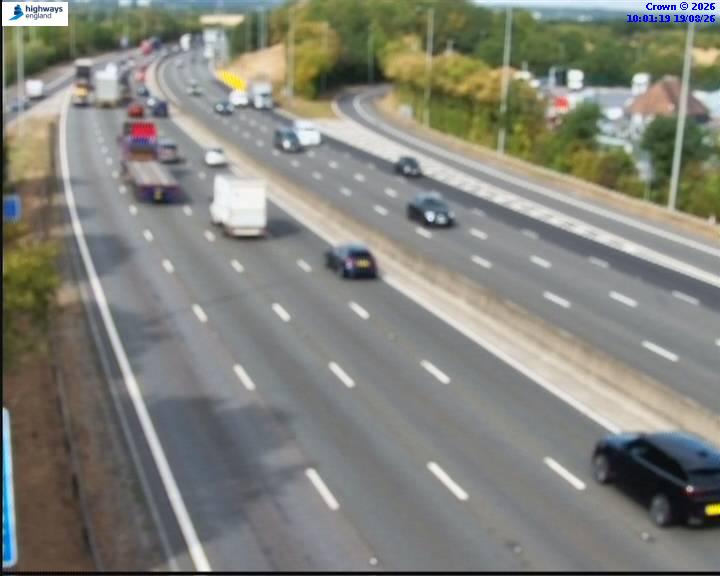 Click for full screen live camera. M25 55529 J26