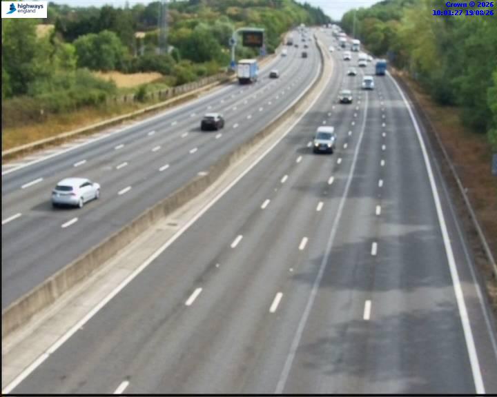 Click for full screen live camera. M25 55546 J27 – J26
