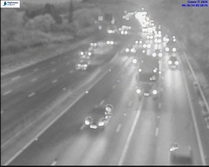 Click for full screen live camera. M25 55546 J27 – J26