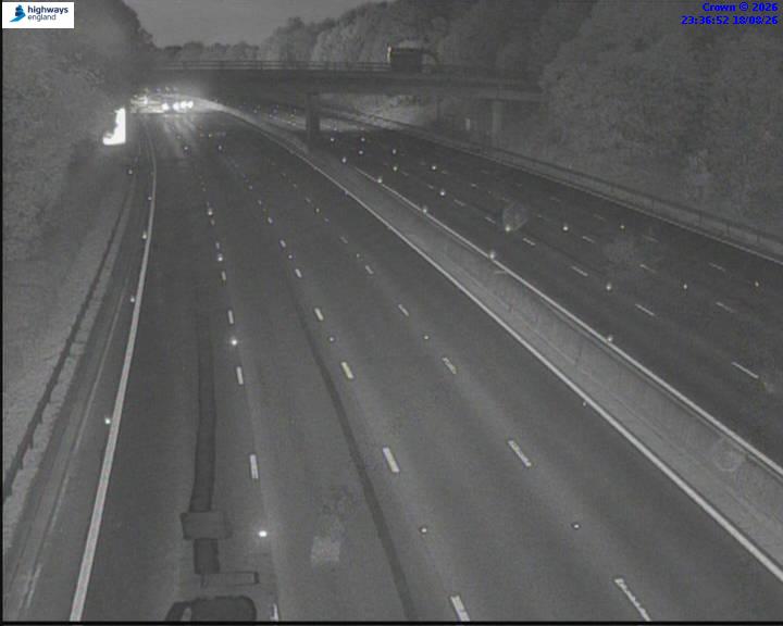 Click for full screen live camera. M25 55556 J27 – J26
