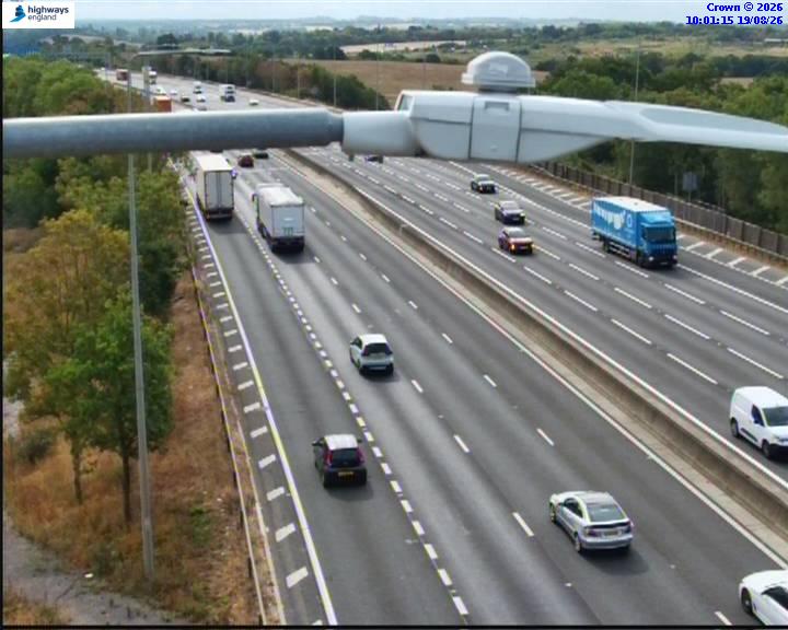 Click for full screen live camera. M25 55584 J26 – J27