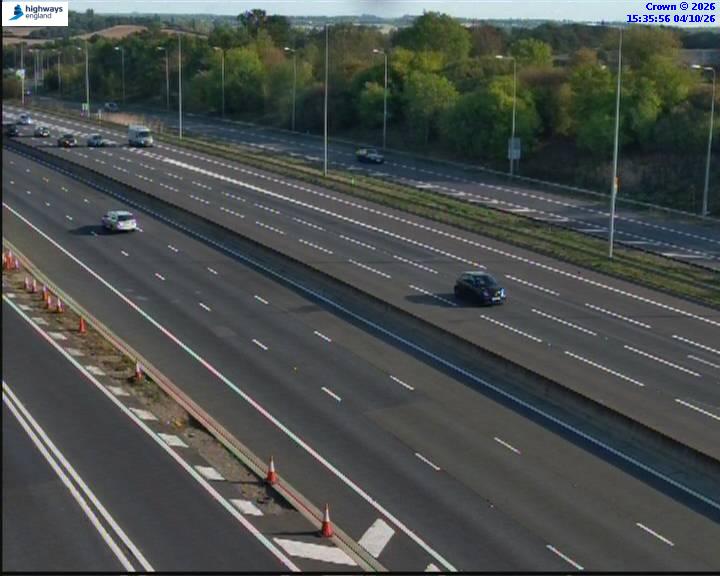 Click for full screen live camera. M25 55591 J27 – M11 J6