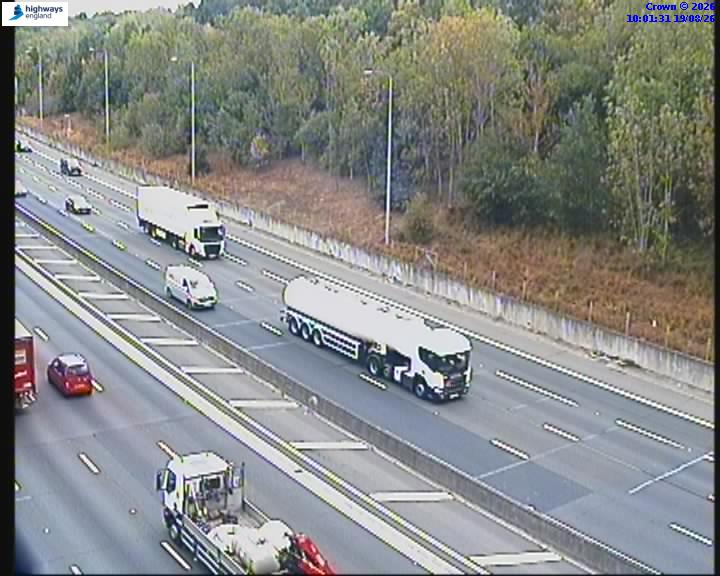 Click for full screen live camera. M25 55751 J29-J28