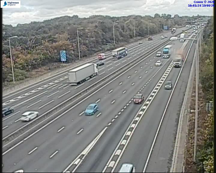 Click for full screen live camera. M25 55851 J30