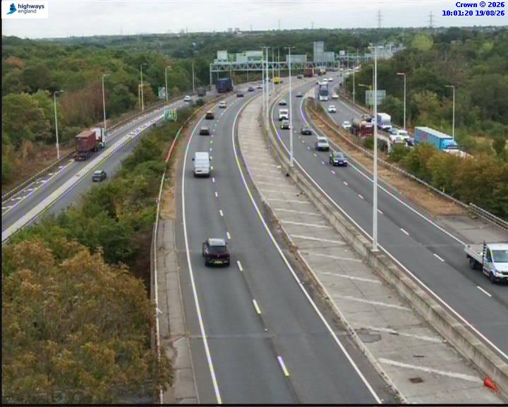 Click for full screen live camera. M25 55855 J30