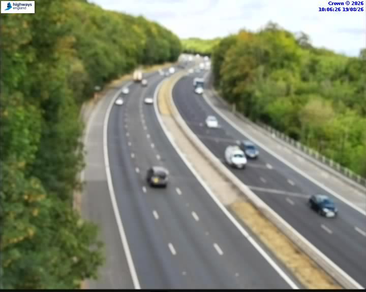 Click for full screen live camera. M40 58456 J3-J4