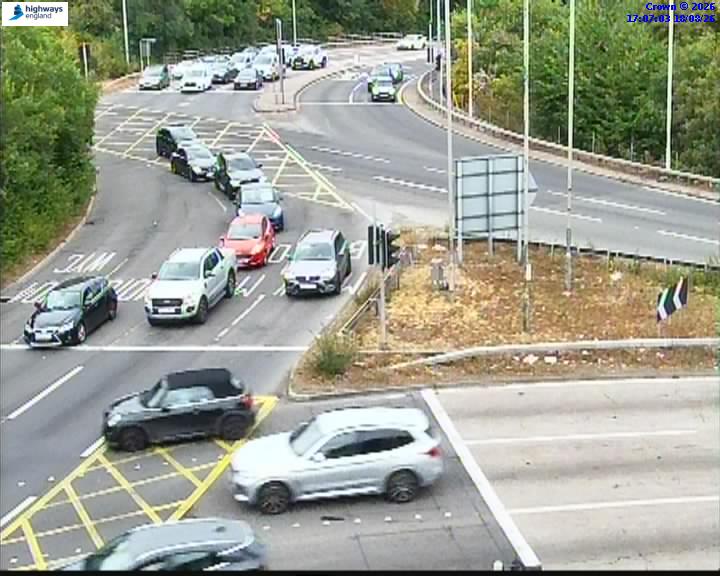 Click for full screen live camera. M40 58507 J4
