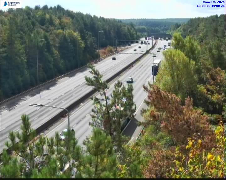 Click for full screen live camera. M1 64120 J27