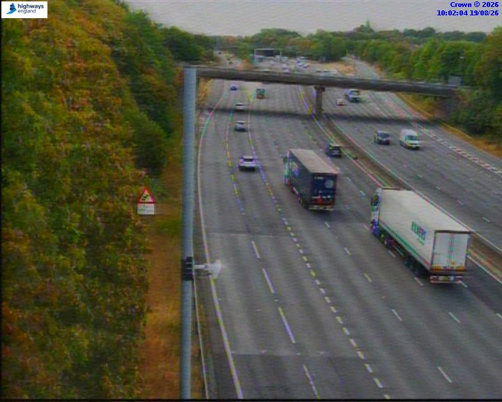 Click for full screen live camera. M1 64184 J29 – J28