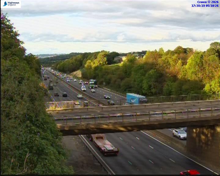 Click for full screen live camera. M1 64228 J28 – J29