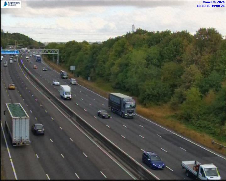 Click for full screen live camera. M1 64277 J28 – J29