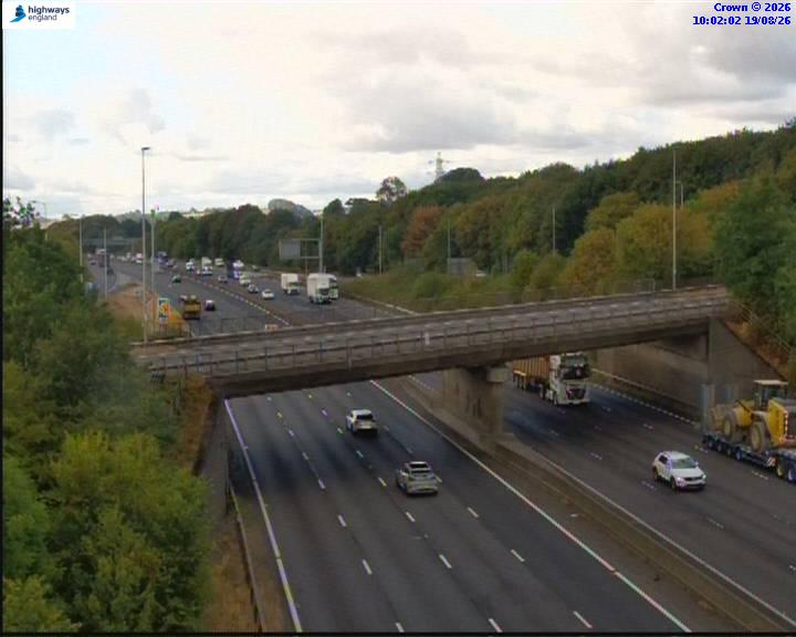Click for full screen live camera. M1 64286 J29