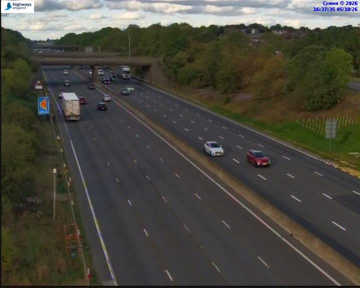Click for full screen live camera. M1 64390 J30