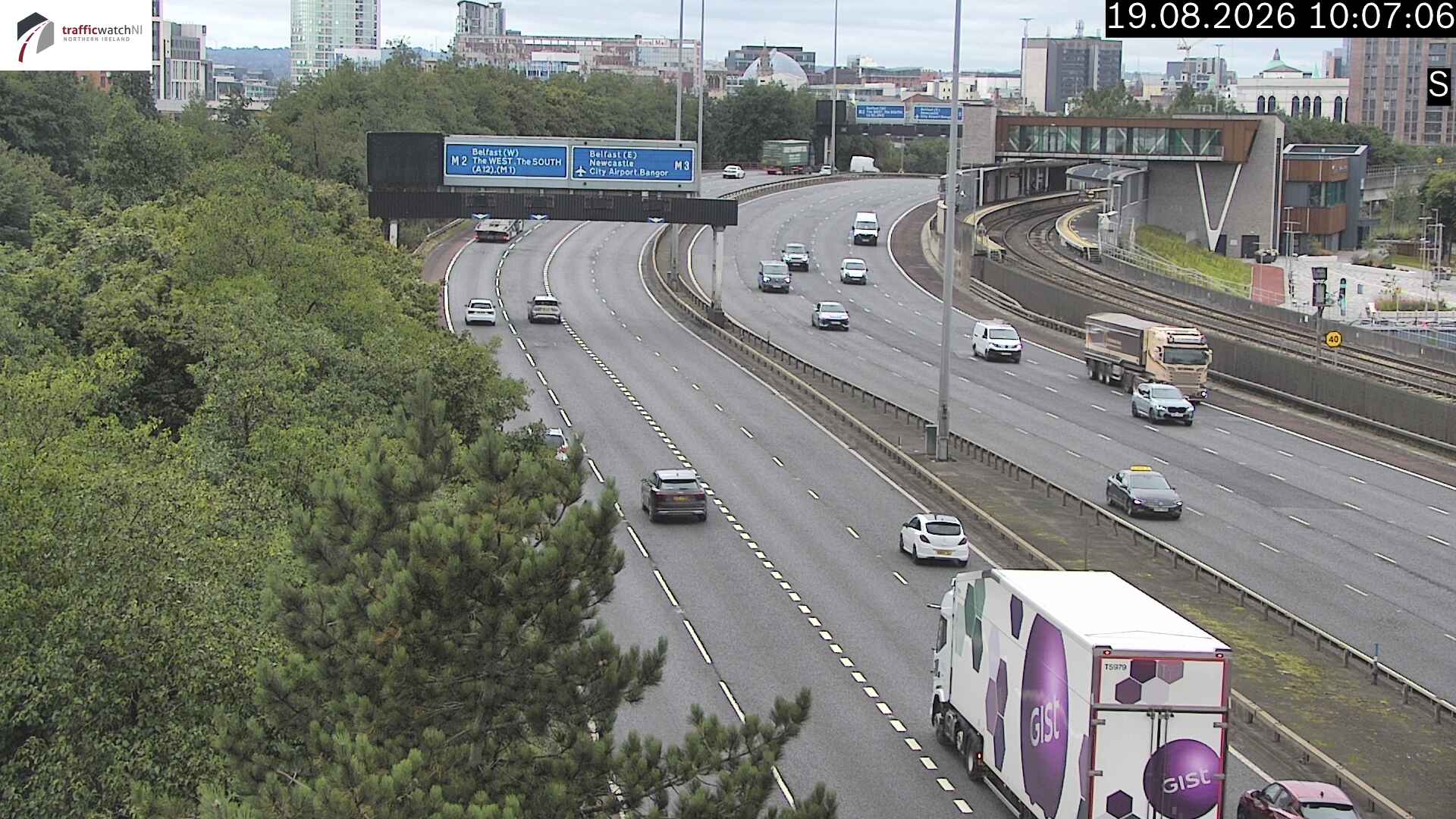 Click for full screen live camera. M2 Duncrue Street