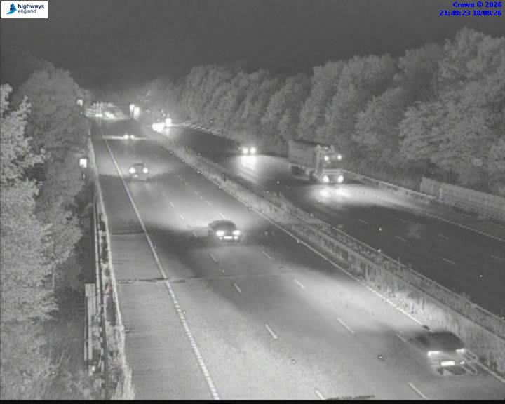 Click for full screen live camera. M42 06182 J2-J1