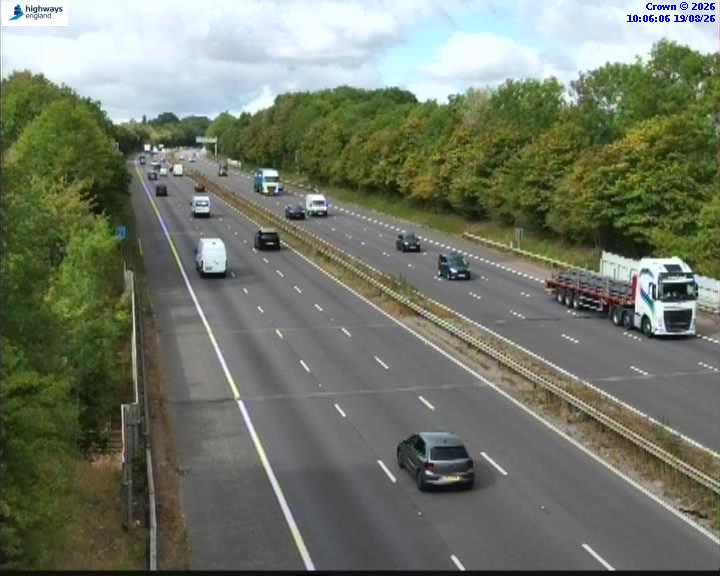Click for full screen live camera. M42 06182 J2-J1