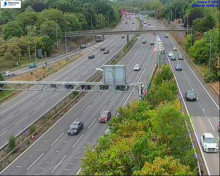 Click for full screen live camera. M42 06368 J5