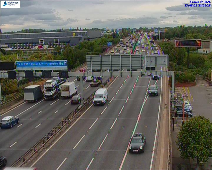 Click for full screen live camera. M6 05948 J9-J8